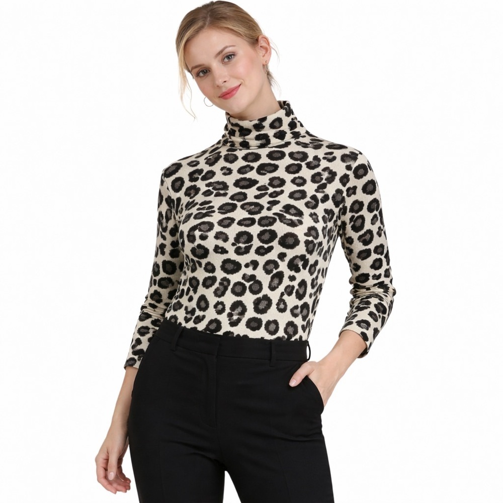 Tahari Women's Leopard Print Mock Neck Tunic Sweater Size S